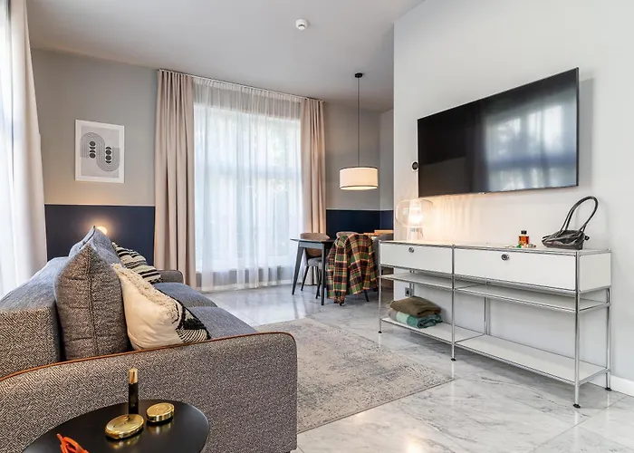 H11 Aparthotel Krakow